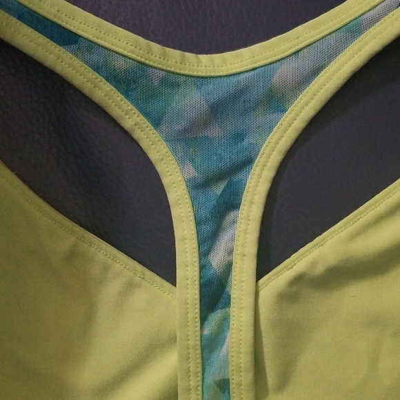 Yellow-lime Columbia sports bra - Picture 4 of 4